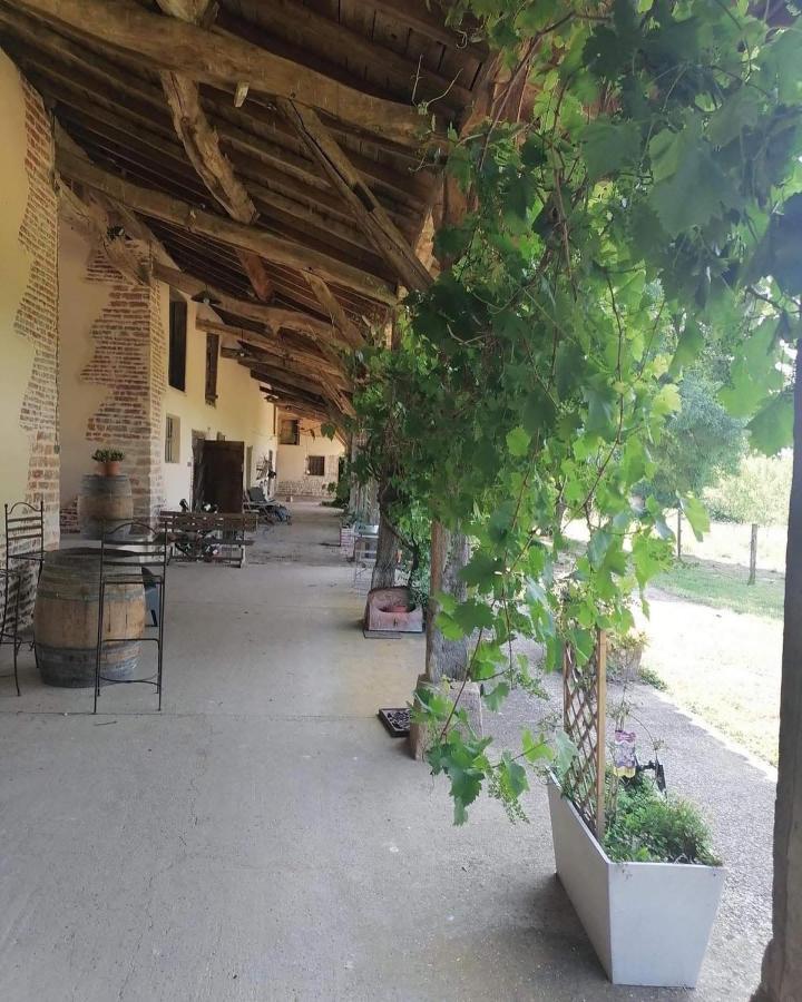 Domaine Des Granges Neuves Hotel Confrancon Bagian luar foto