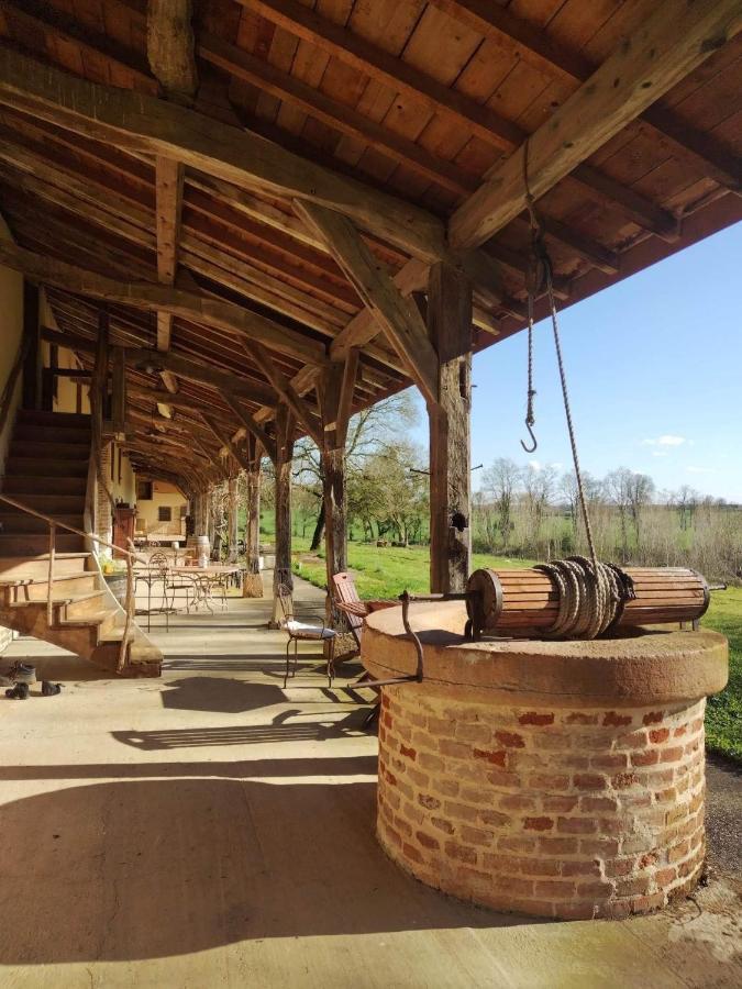 Domaine Des Granges Neuves Hotel Confrancon Bagian luar foto