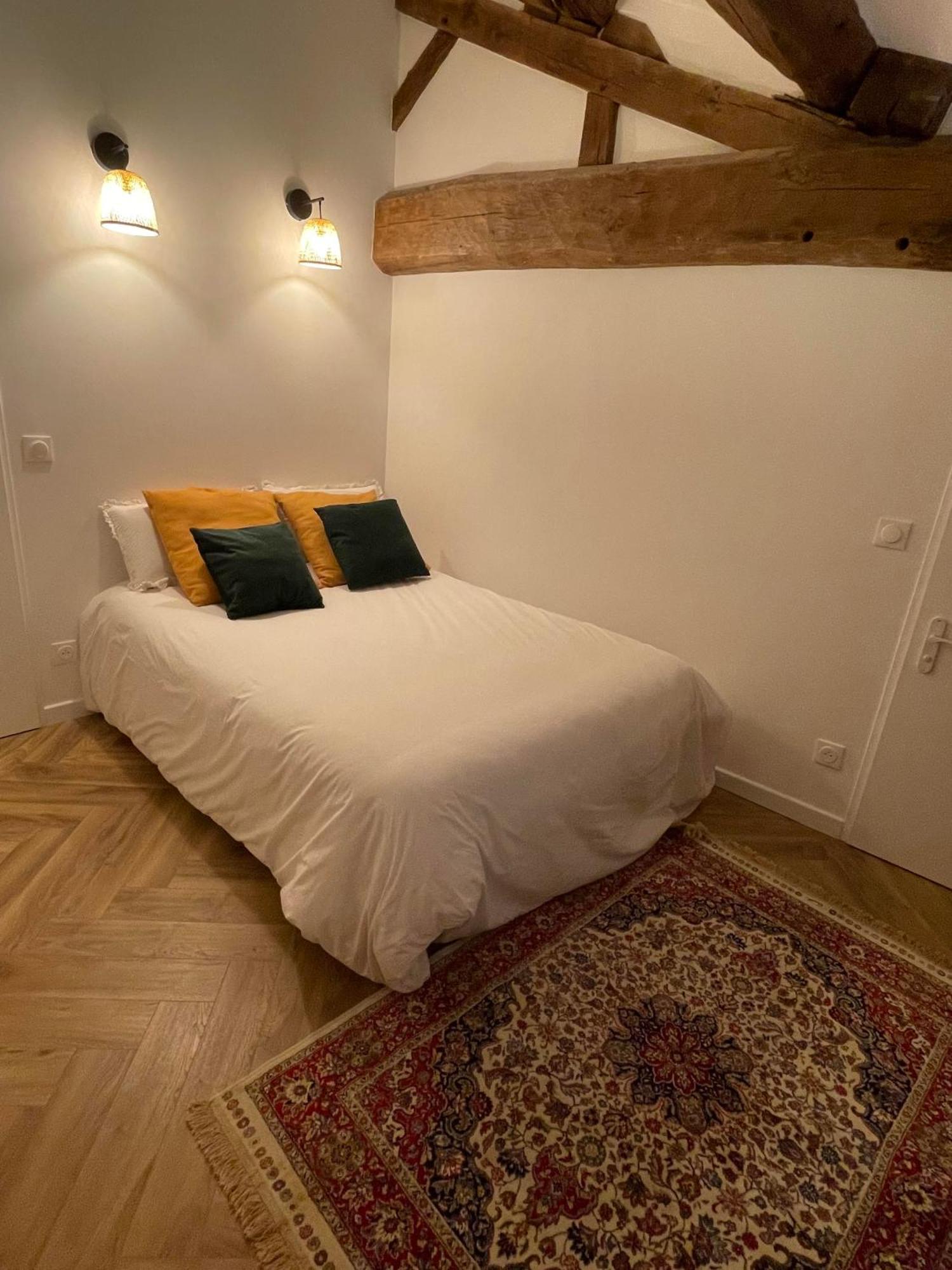 Domaine Des Granges Neuves Hotel Confrancon Bagian luar foto